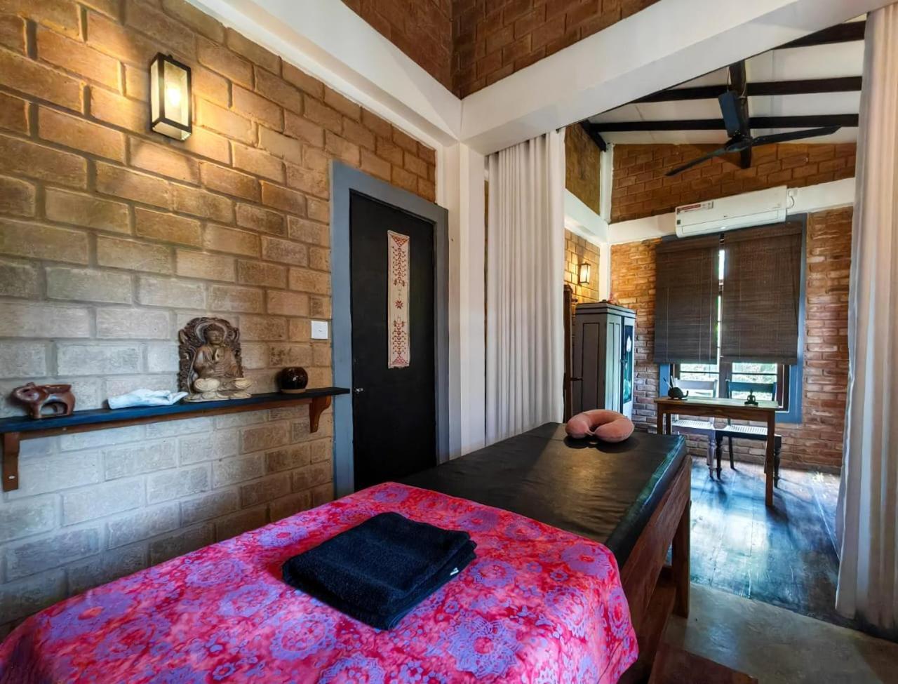 Villa Lyvie Ayurvedic Hotel Tangalle Exterior photo