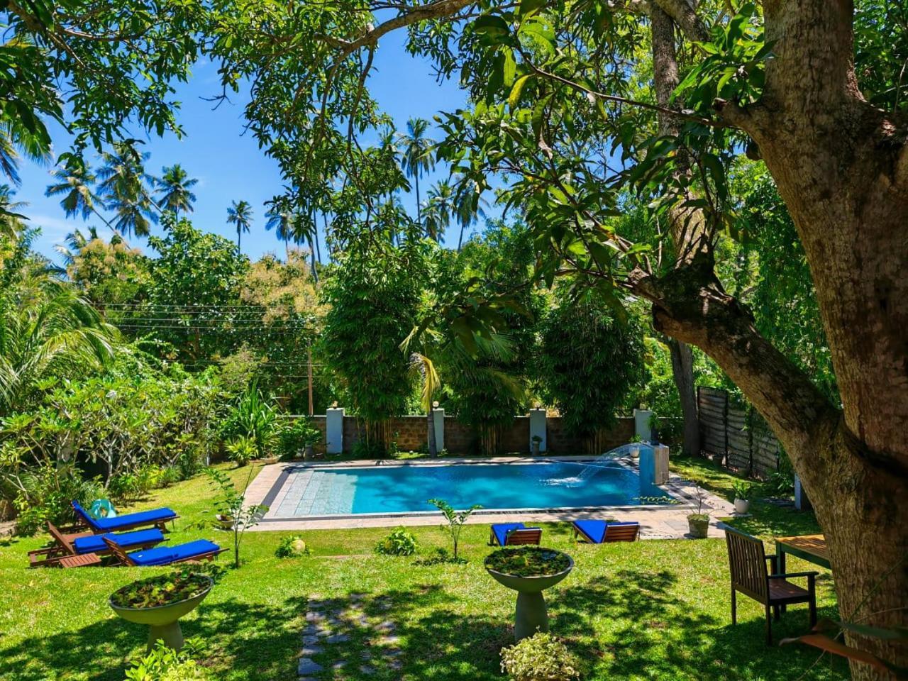Villa Lyvie Ayurvedic Hotel Tangalle Exterior photo